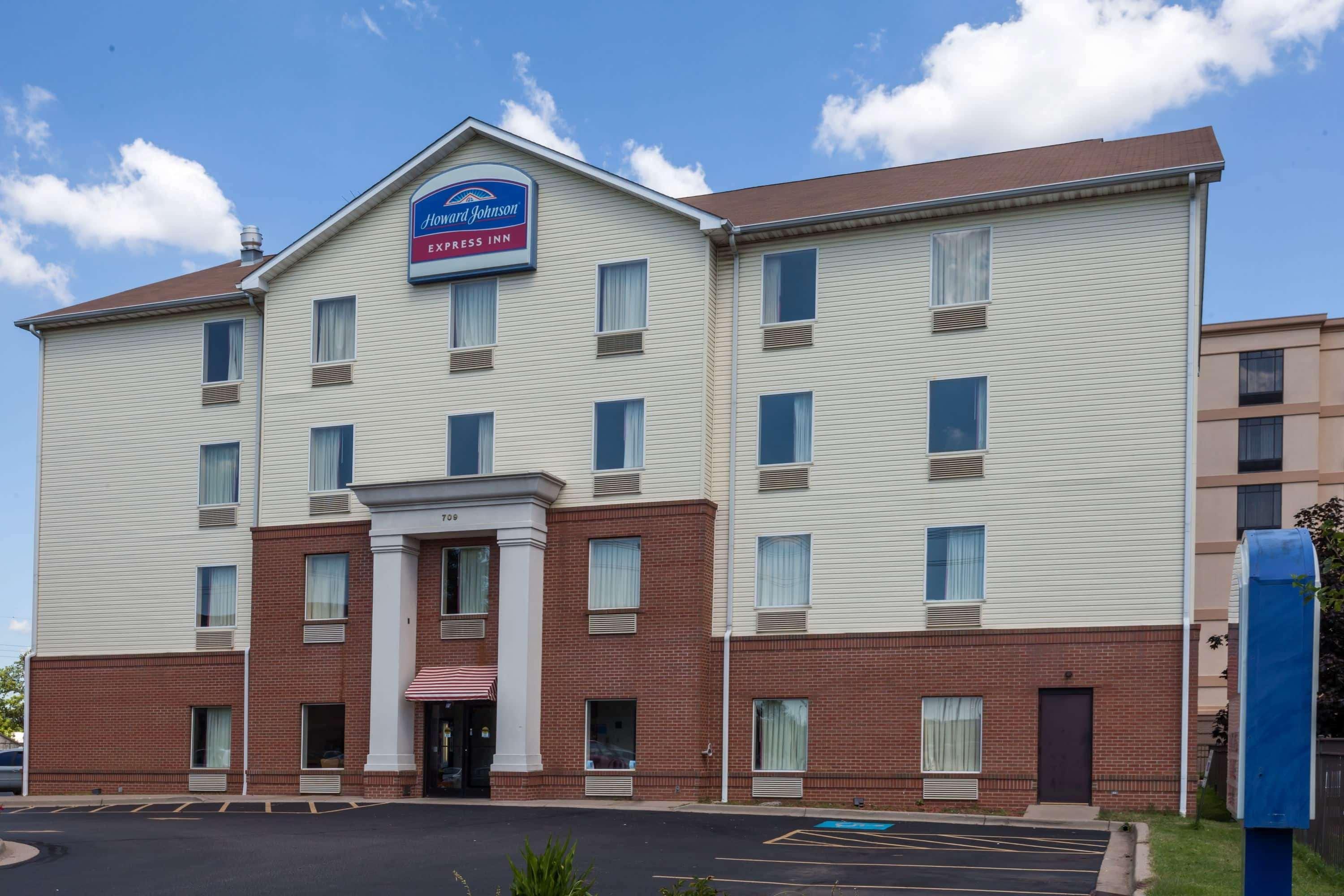 Howard Johnson By Wyndham Airport Louisville Esterno foto